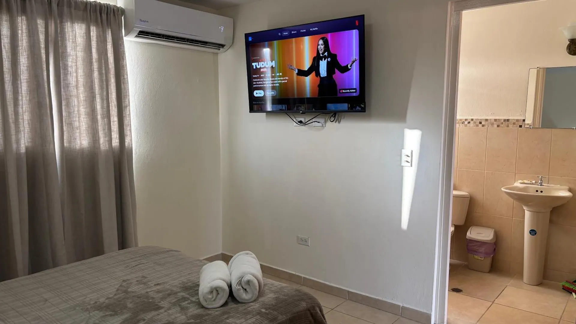 Hacienda Apartments Near The Beach Οράνχεσταντ